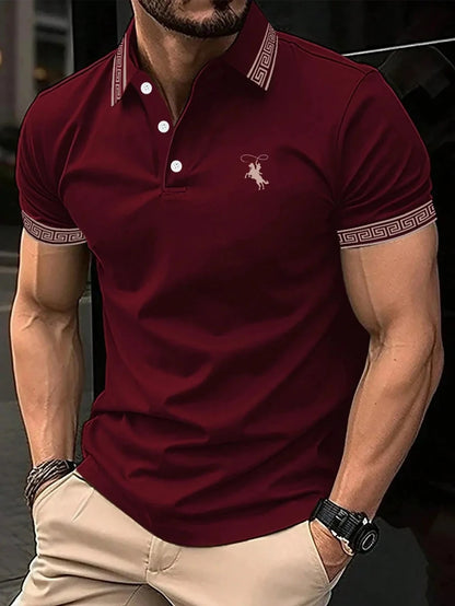 La nueva camiseta POLO de manga corta para hombre para el verano de 2025, presenta una estampado informal de moda y cómoda con estampado de rayas 3D.